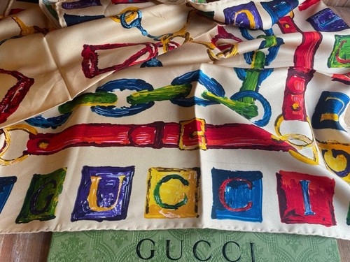 Sciarpa gucci modello morso - gucci,